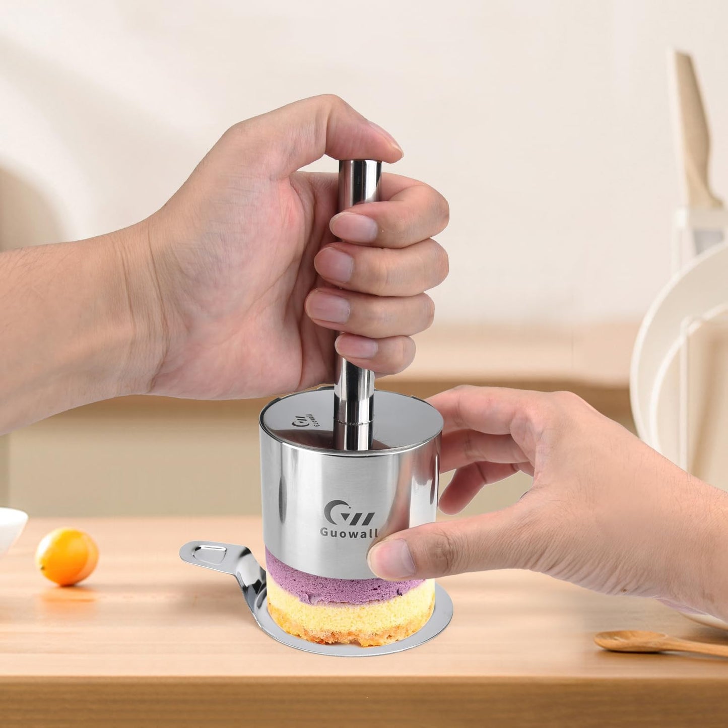 Guowall 6 pack Seamless Mousse Ring Set 3 inch Stainless Steel Round Cake Cutter Food Pastry Mold for Baking (Includes 1 Lifter, 1 Pusher and 6 Rings)