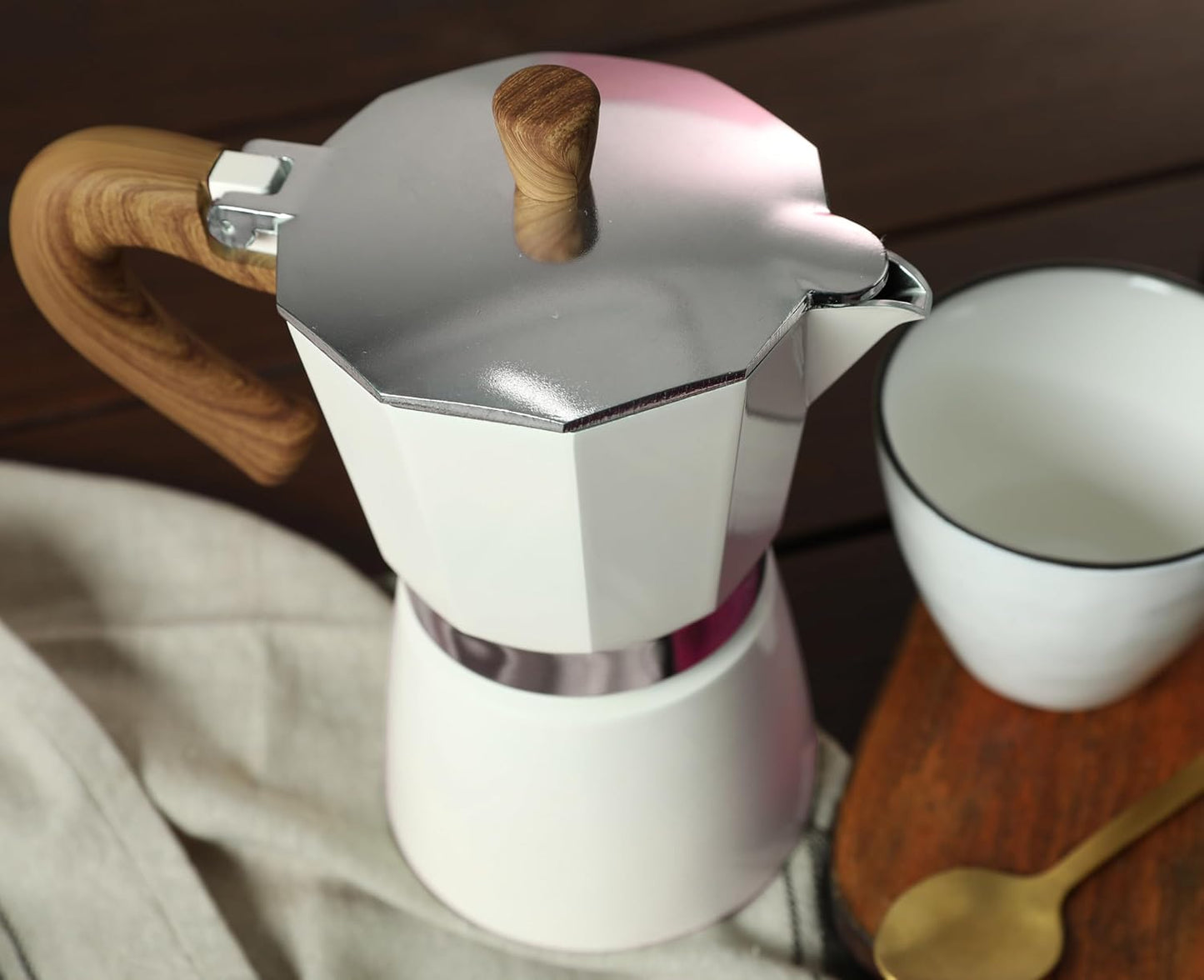 AGOGO Milano Moka pot, Stovetop Espresso maker, Greca Coffee Maker, Stovetop coffee maker and espresso maker percolator With Paper Filter 6 Cup Cream