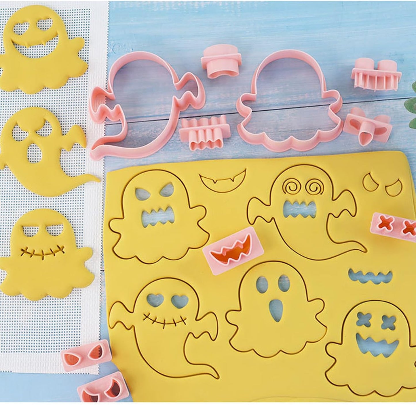 10Pcs Halloween Cookie Cutters, 3D Cookie Cutter with Plunger Stamp, Ghost Biscuit Cutters Cake Baking Fondant Embosser Stamps Halloween Party DIY Cake Decorating Tools(L10)