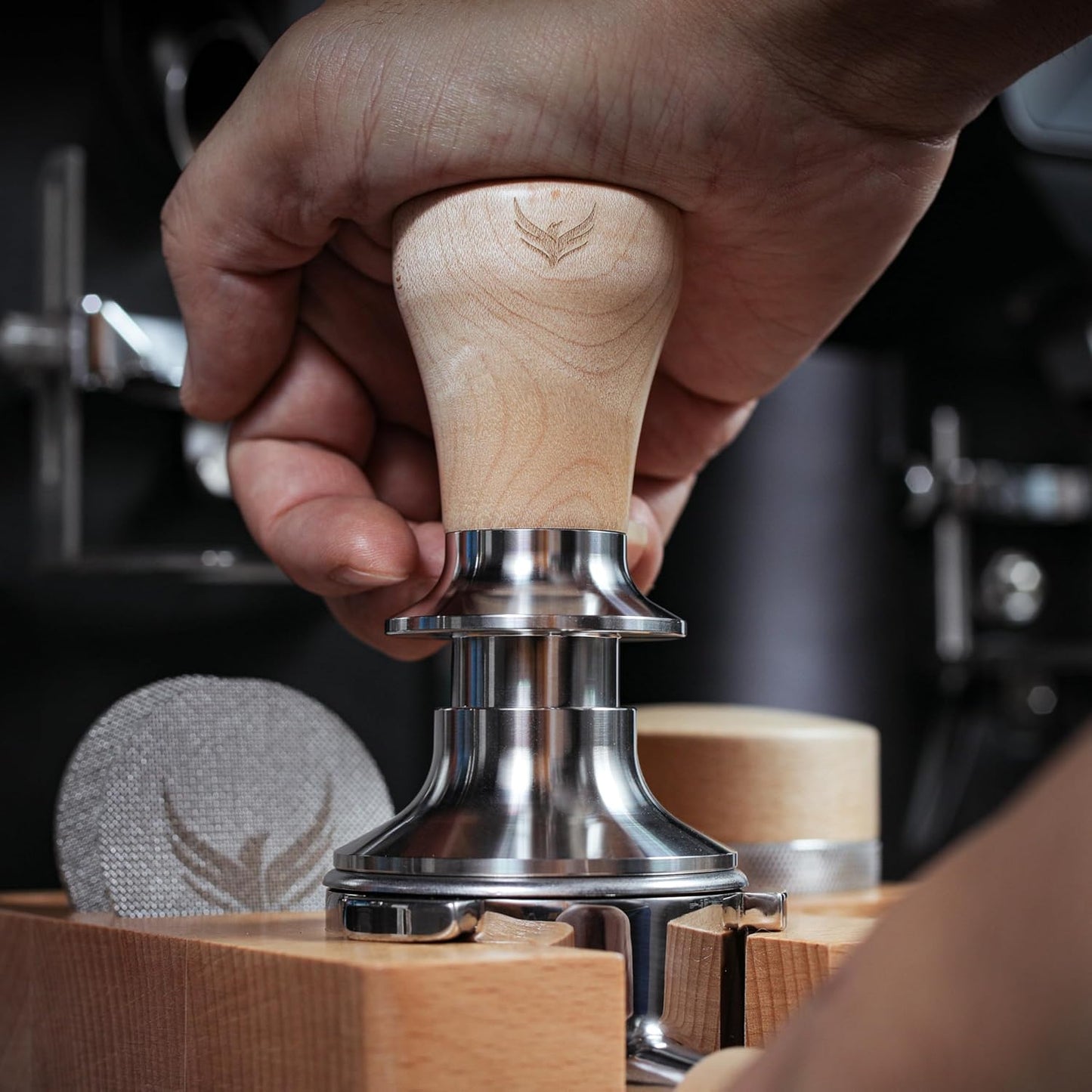 58mm Espresso Bar Accessories Kit – Maple Handle Calibrated Tamper, Espresso Leveler, Beech Wood Tamping Station, and Dosing Funnel with Puck Screen