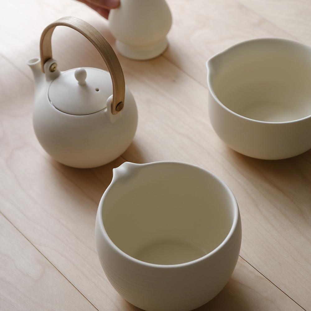 WENSHUO Matcha Kit - Premium Matcha Whisk Set with Traditional Bamboo Tools, Ideal Matcha Tea Set for Home (Crème)