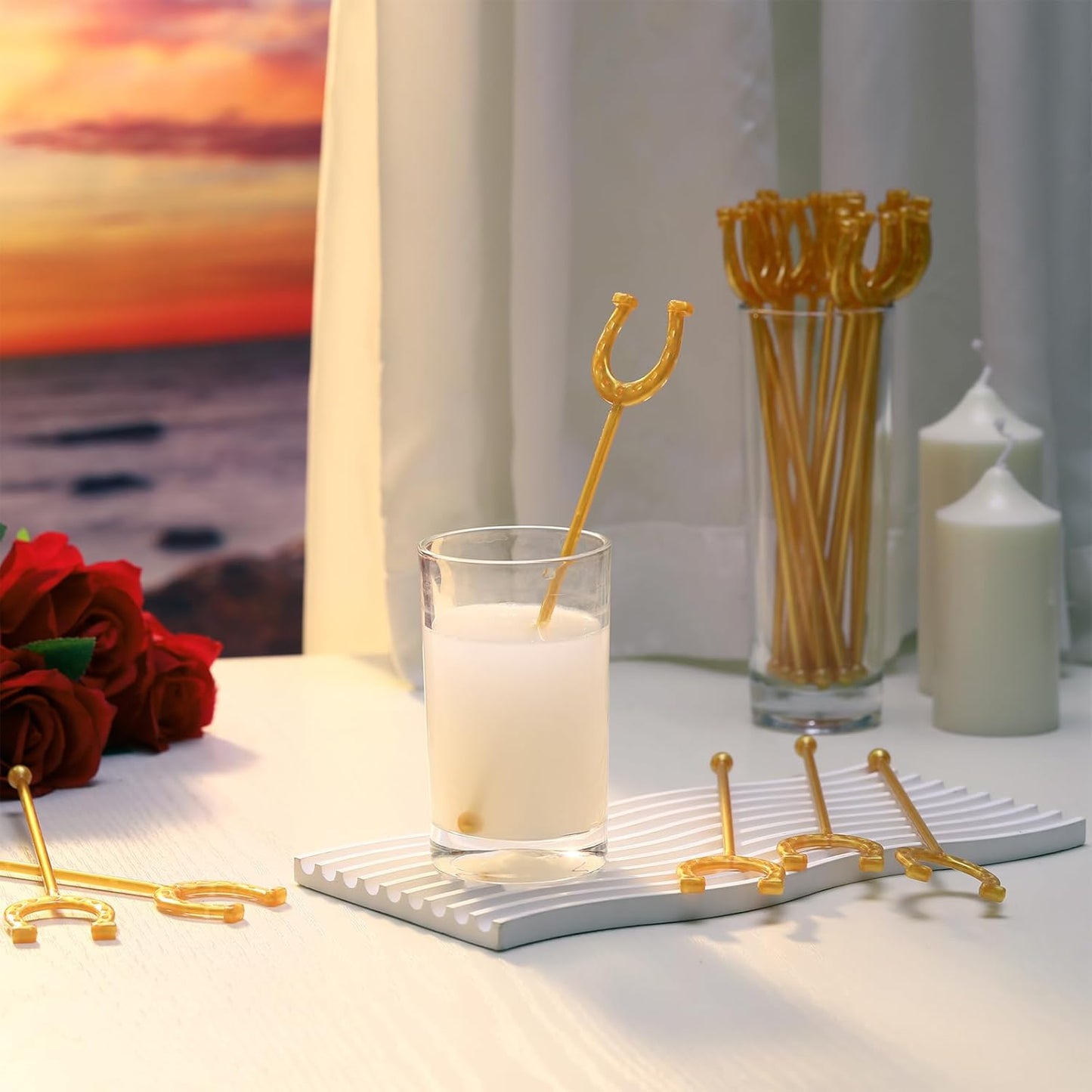 6 Inch Derby Drink Plastic Stirrers Swizzle Sticks for Cocktails Coffee Reusable U Shaped Horseshoe Drink Stirrers for Coffee Beverage Party Bar Weddings Events(Gold,60 Pcs)