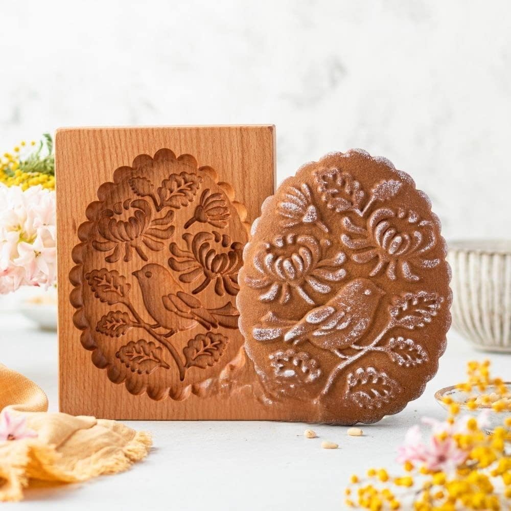 Wooden Cookie Mold - Biscuit Baking Cutter, Carved Embossing Stamp for DIY Shapes, Gingerbread, Pine Cone (Tit)