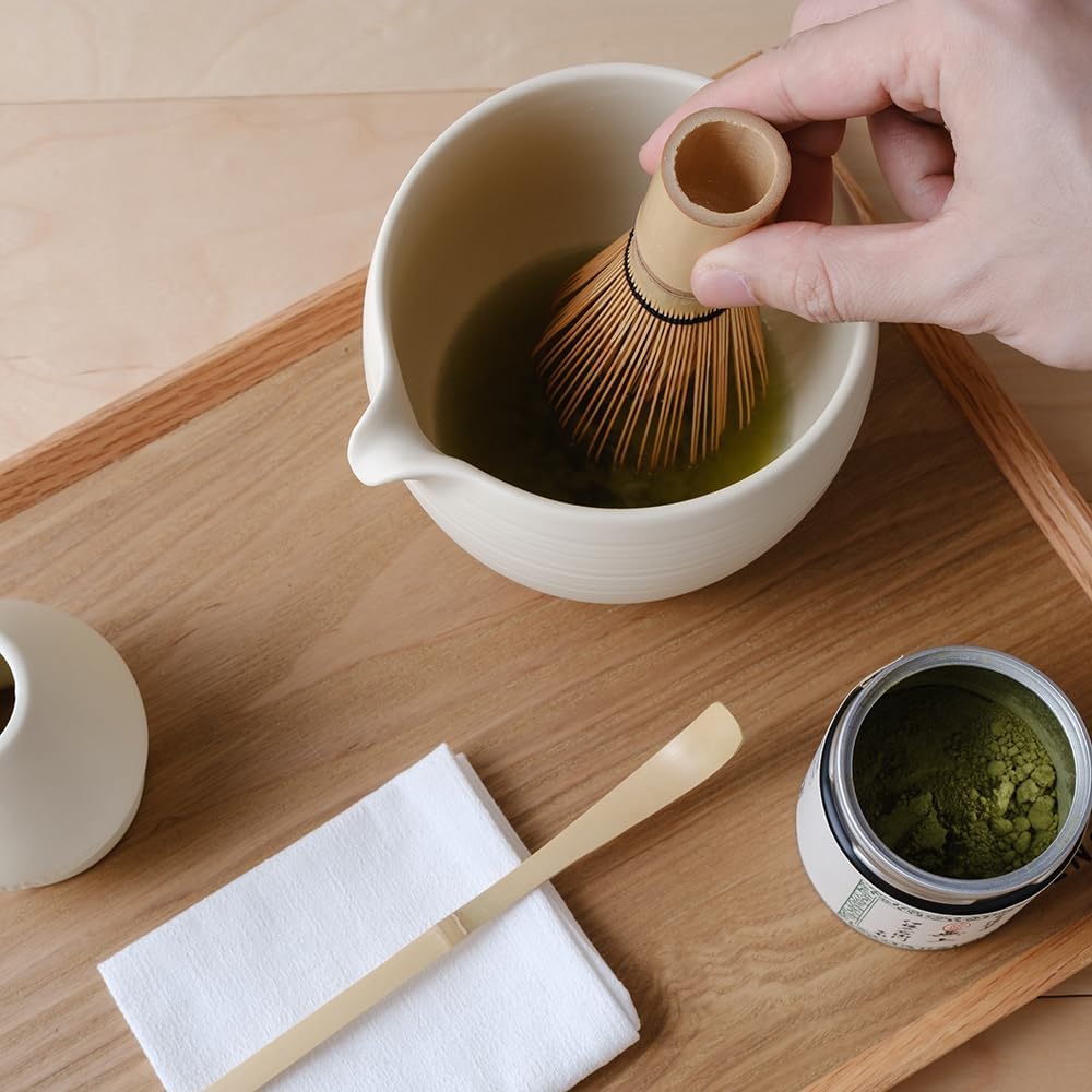 WENSHUO Matcha Whisk Set, Ceramic Matcha Bowl & Whisk Holder, Bamboo Accessory, Modern Design (Matte Crème, Pouring Spout)