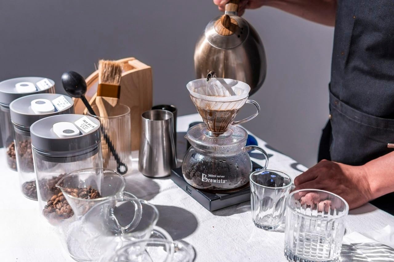 Generic Cone Filters #4 for Coffee Makers - Tear-Resistant Paper, Sustainable Material, 12-Cup Compatibility - Say Goodbye to Coffee Grounds in Your Brew (100, Brown), G3334