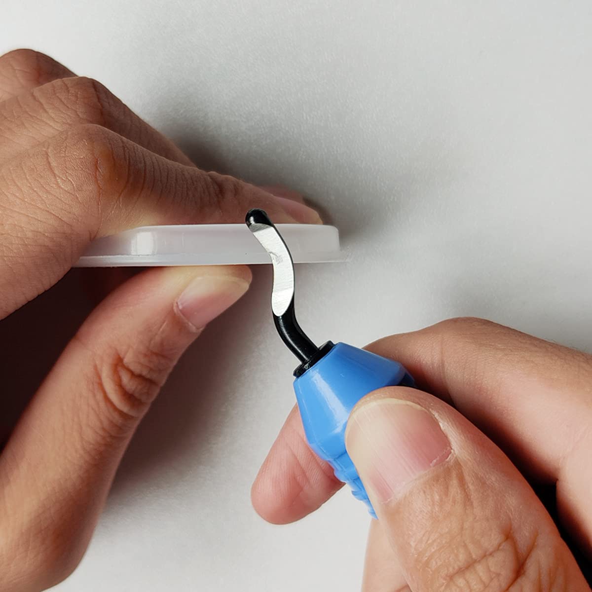 Deburring Tool Kit, a Anti-Slip Handle and Pack of 10 BS1010 Deburring Blades, for Wood, Metal, Plastic, Aluminum, Copper and Steel