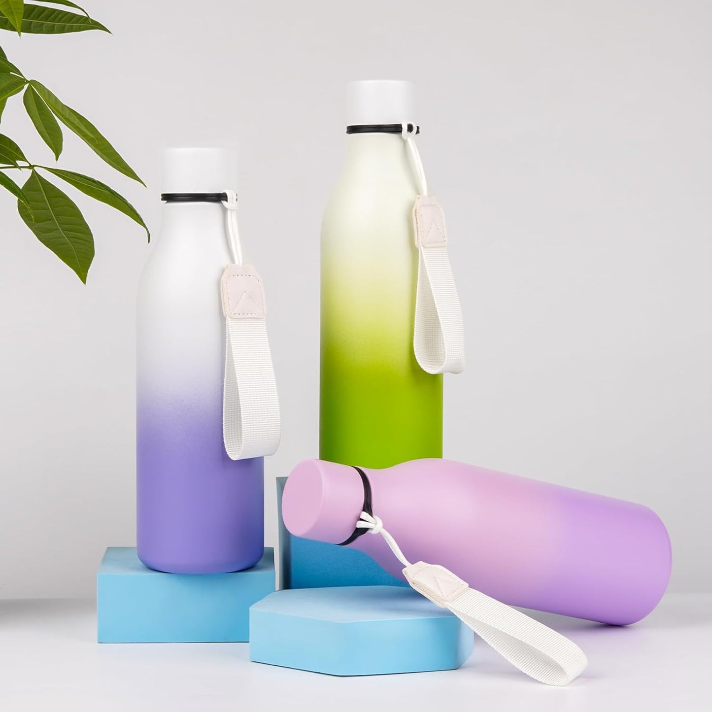 BJPKPK Insulated Water Bottles, 18 oz Stainless Steel Metal Water Bottle with Strap, BPA Free Leak Proof Thermos, Mugs, Flasks, Reusable Water Bottle for Sports & Travel, Elegant Green