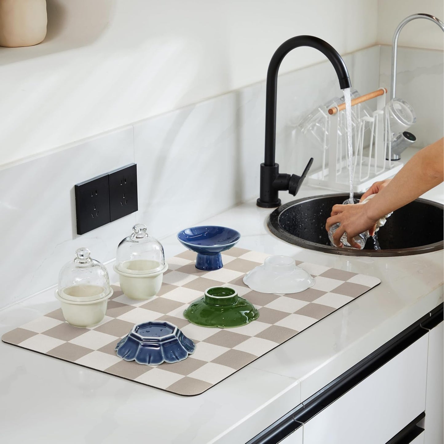 Checkered Dish Drying Mat for Kitchen Counter, Coffee Bar Station Accessories, Retro Cute Aesthetic Modern Absorbent Drainer Mat Kitchen Drying Mat Easy Clean, Khaki 16" x 24"