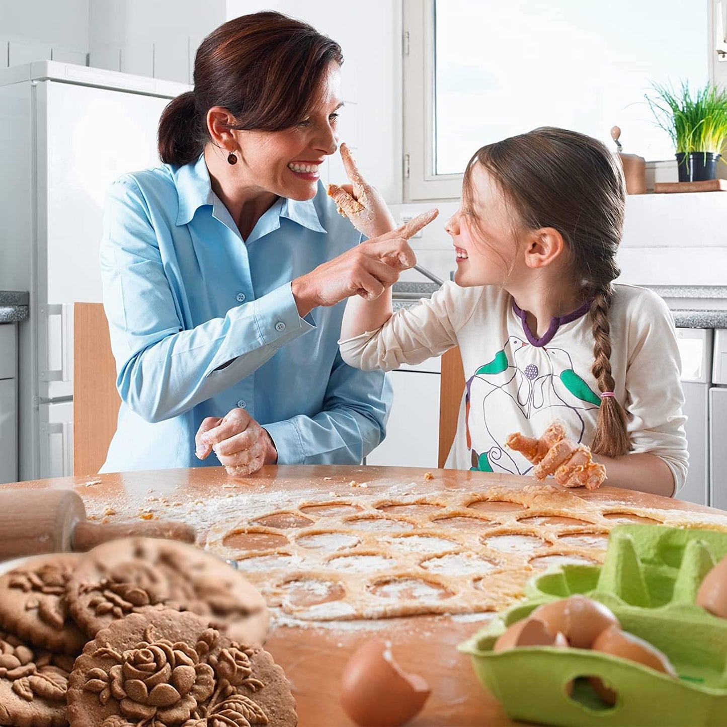 Wooden Cookie Molds, Wooden Cookie Biscuit Mold Baking Cookie Mold Wooden Carved Mold Cookie Cutter Embossing Mold, DIY Shapes Cookie Stamp,Gingerbread Mold,Pine Cone Mold (Doll)