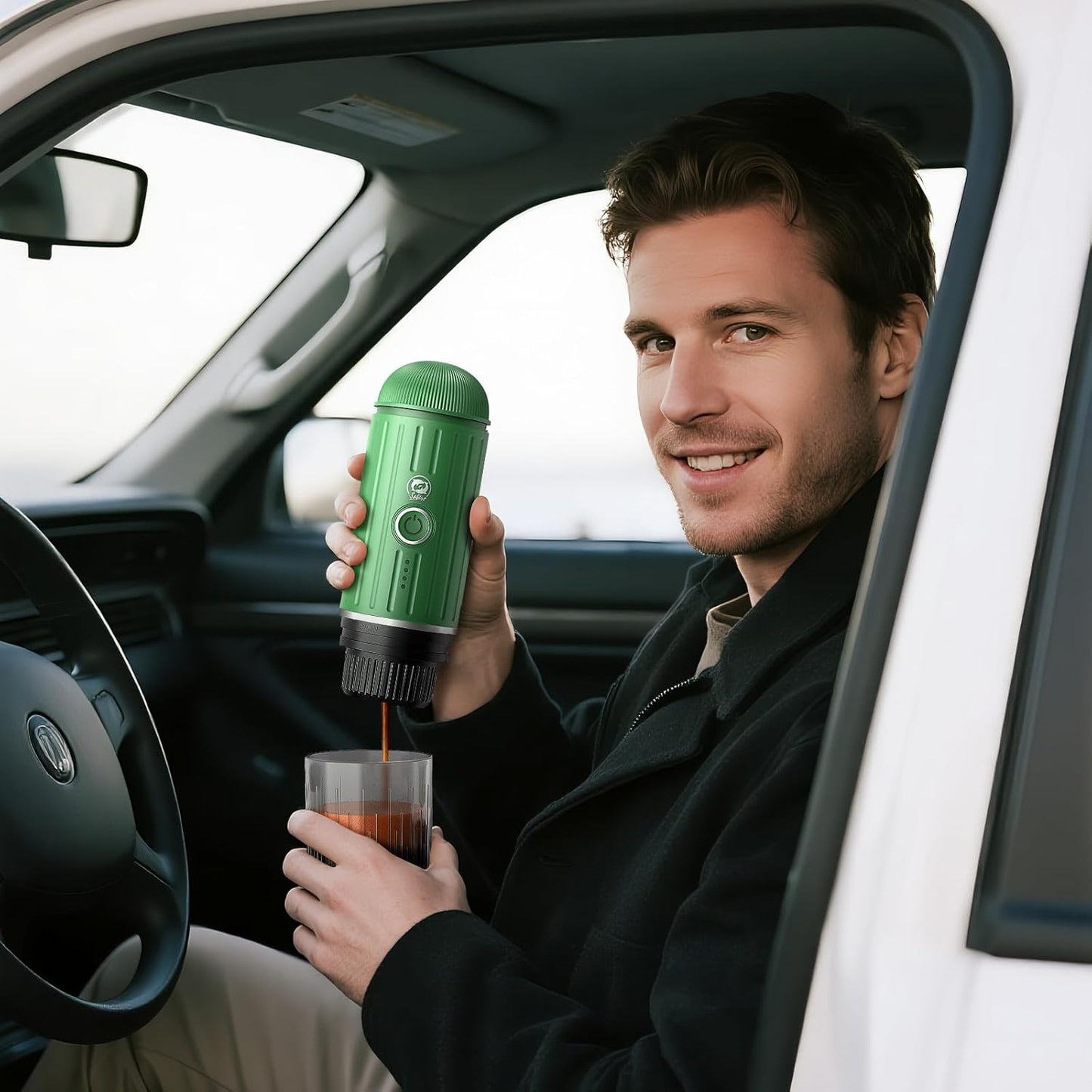 Fast self-heating Portable Electric Espresso Coffee Maker, 2 IN 1 Extraction Espresso Machine, Support Ground Coffee and NS capsule, for Travel,Car,Hiking,Climbing（Green） Rich Crema