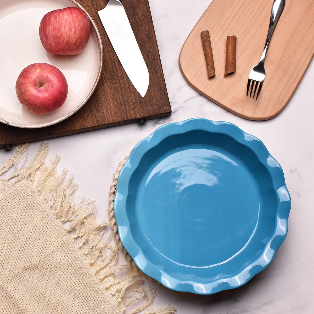 Bosmarlin Ceramic Pie Pan, 9 Inches Pie Dish, 50 oz, Pie Plate for Baking, Microwave, Oven Safe and Dishwasher safe (Cerulean blue, 9 inches)