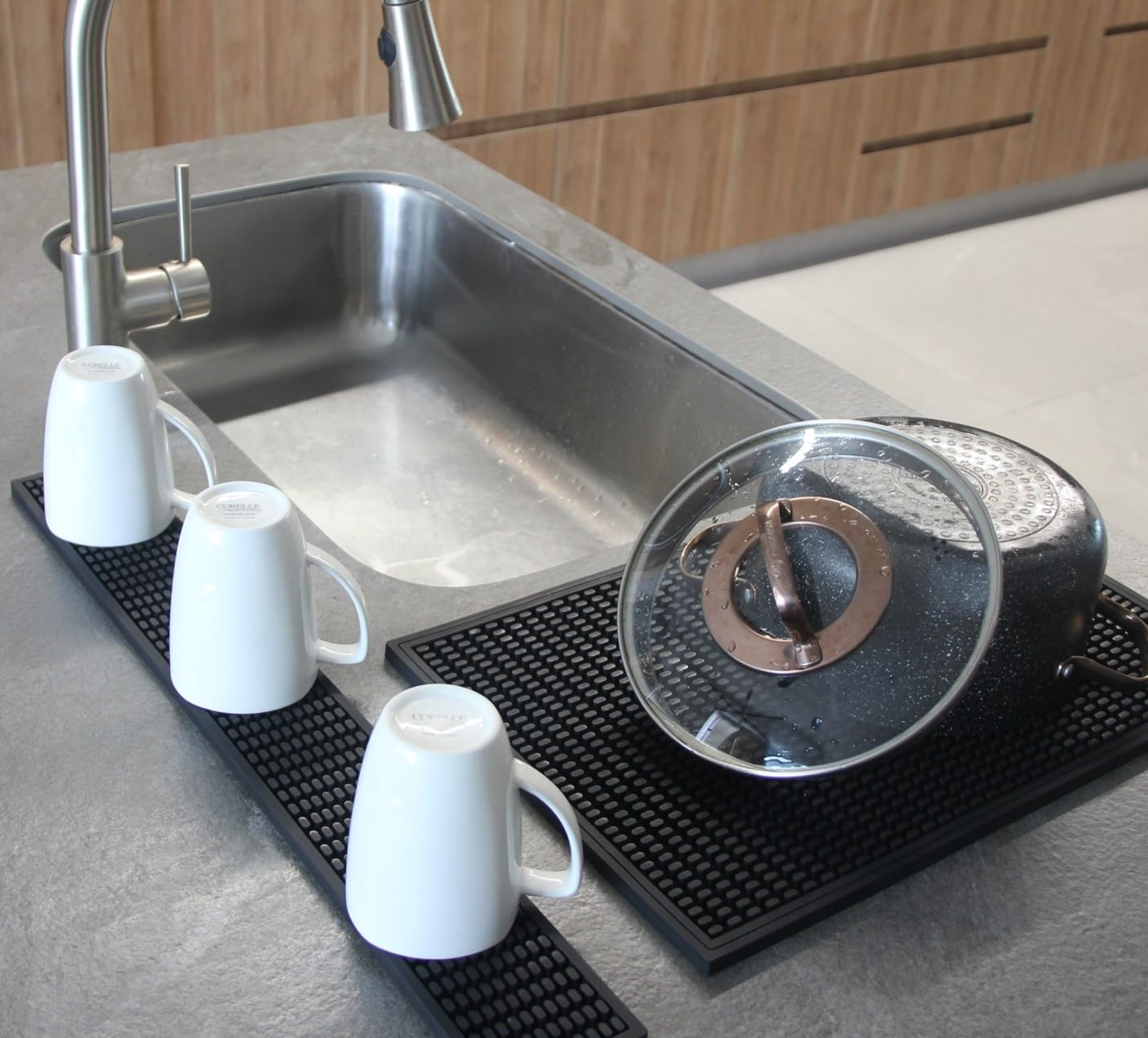 Bar Rail Mat 24x3. Non-Slip Serving Rubber Bar Mats for Countertop. 0.4" Thick Large Bar Service Spill Mat for Bartending, Restaurants, Coffees & Home Kitchen.