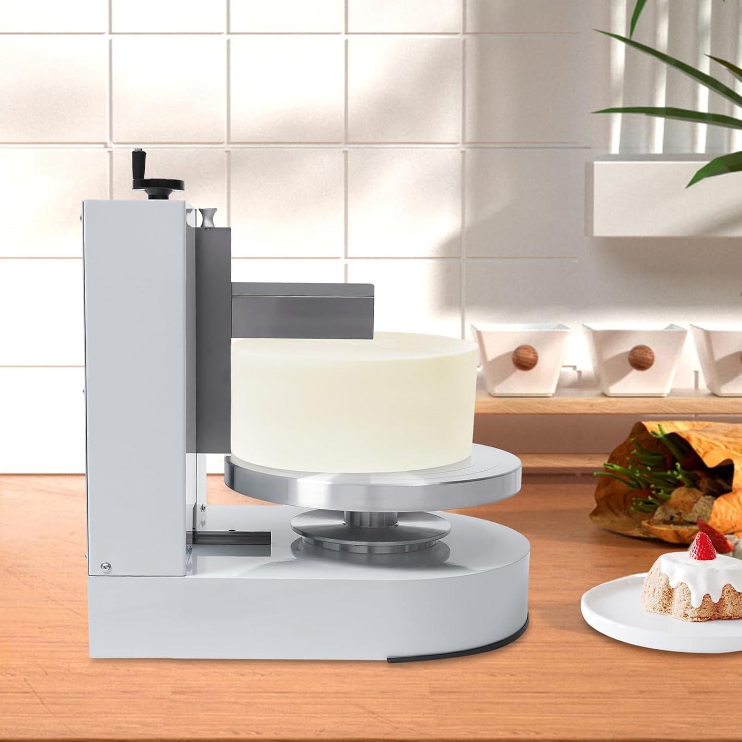 Cake Decorating Machine, 200W Electric Cake Cream Spreading Coating Machine with Adjustable Scraper, Turntable Cake Frosting Smoother, for 4-12in Cake, 60-320RPM (White)