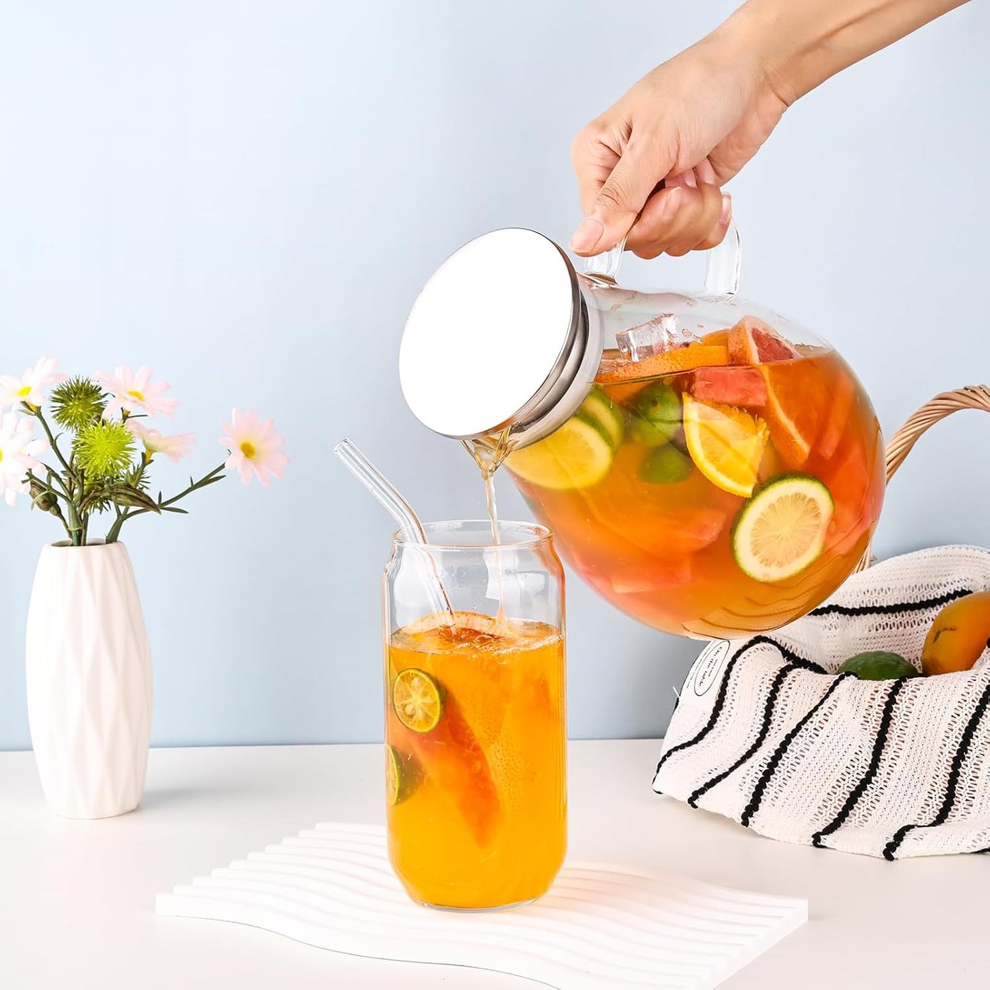 2500ml Glass Pitcher with Lid, 88 Ounces with Precise Scale Line, Hot/Cold Water Jug, Juice and Iced Tea Beverage Carafe with Lid