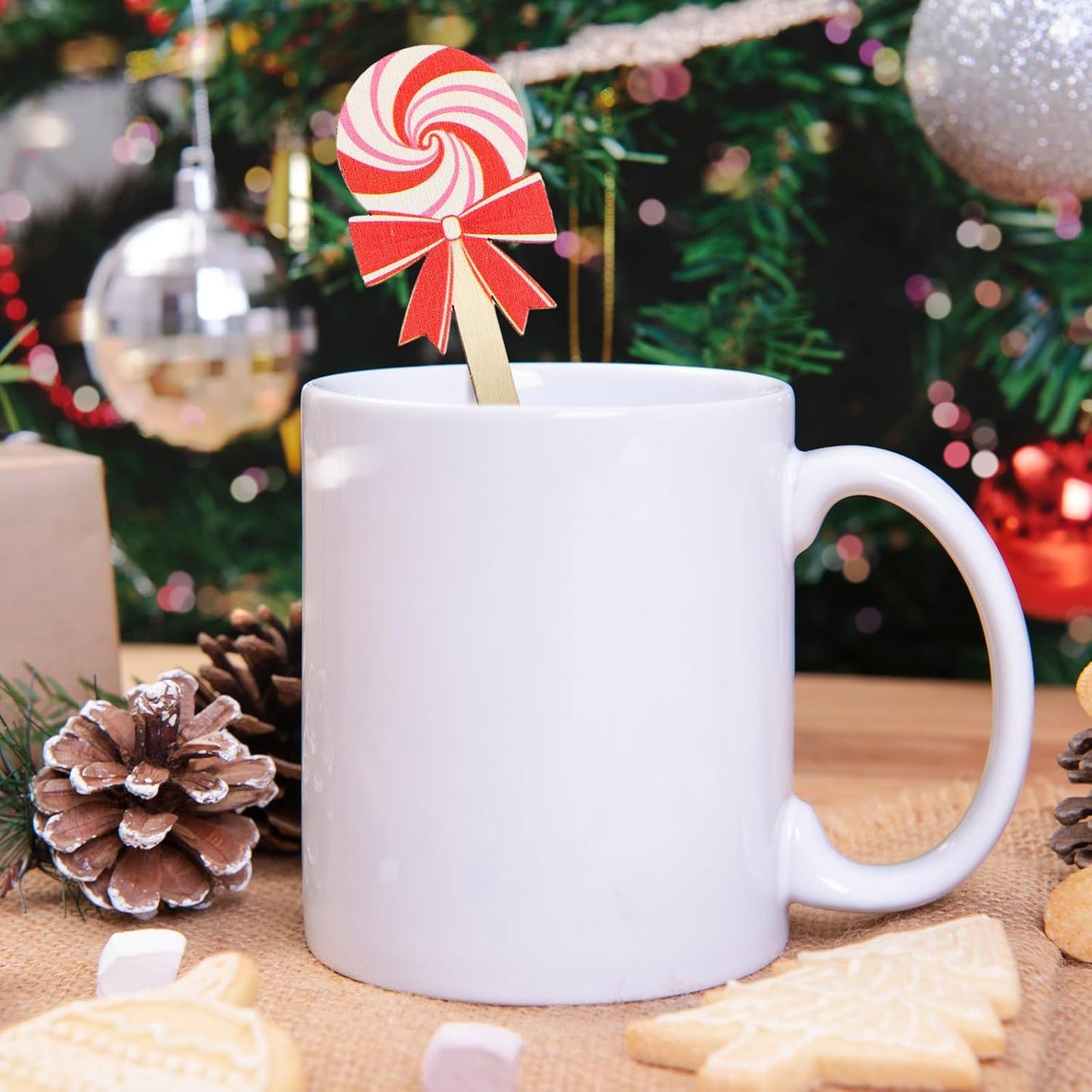 Jinei 120 Pcs Christmas Wooden Coffee Stirrers Wood Cocktail Coffee Stir Sticks Disposable Drink Stirrers for Stirring Hot Chocolate Milkshake Restaurant Home Office (Candy Style)