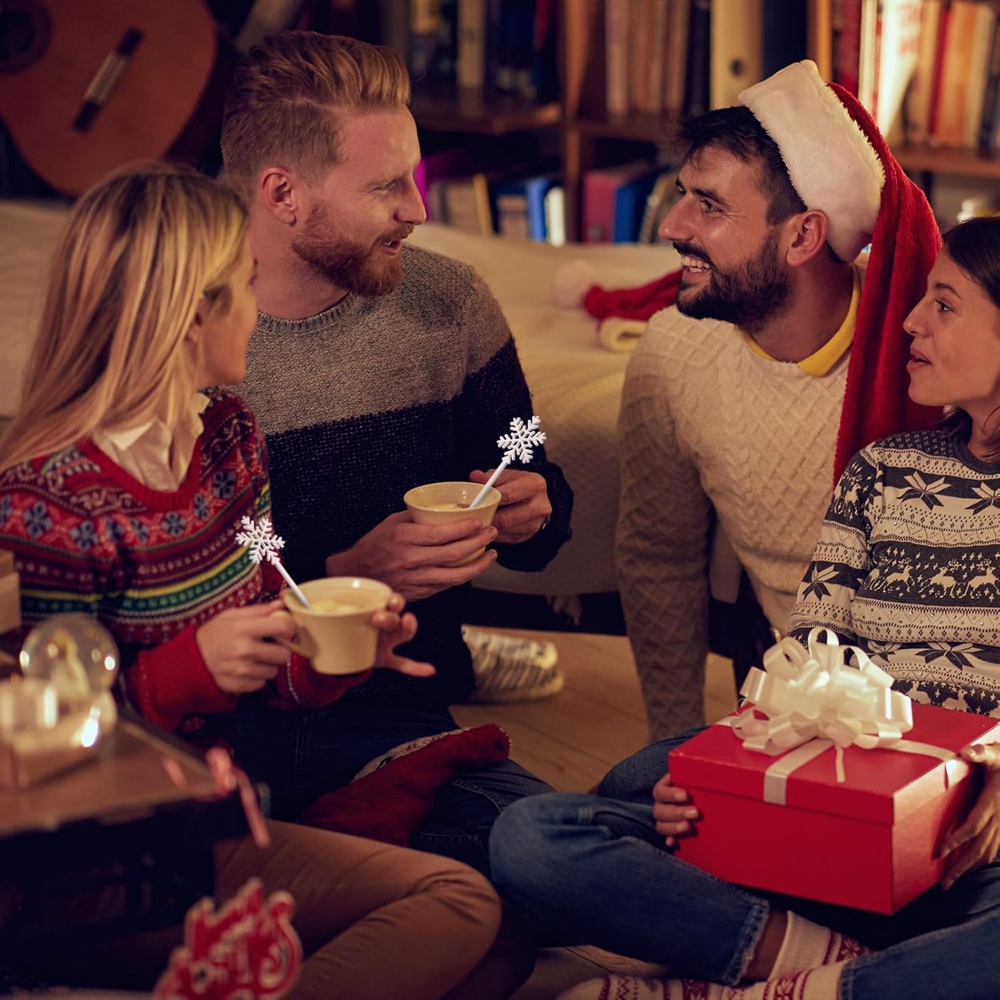 30 Pcs Christmas Drink Stirrers Xmas Stir Stick Holiday Coffee Swizzle Stick Reusable Plastic Hot Cocoa Bar Chocolate Decoration Cocktail Mixer (Snowflake,White)