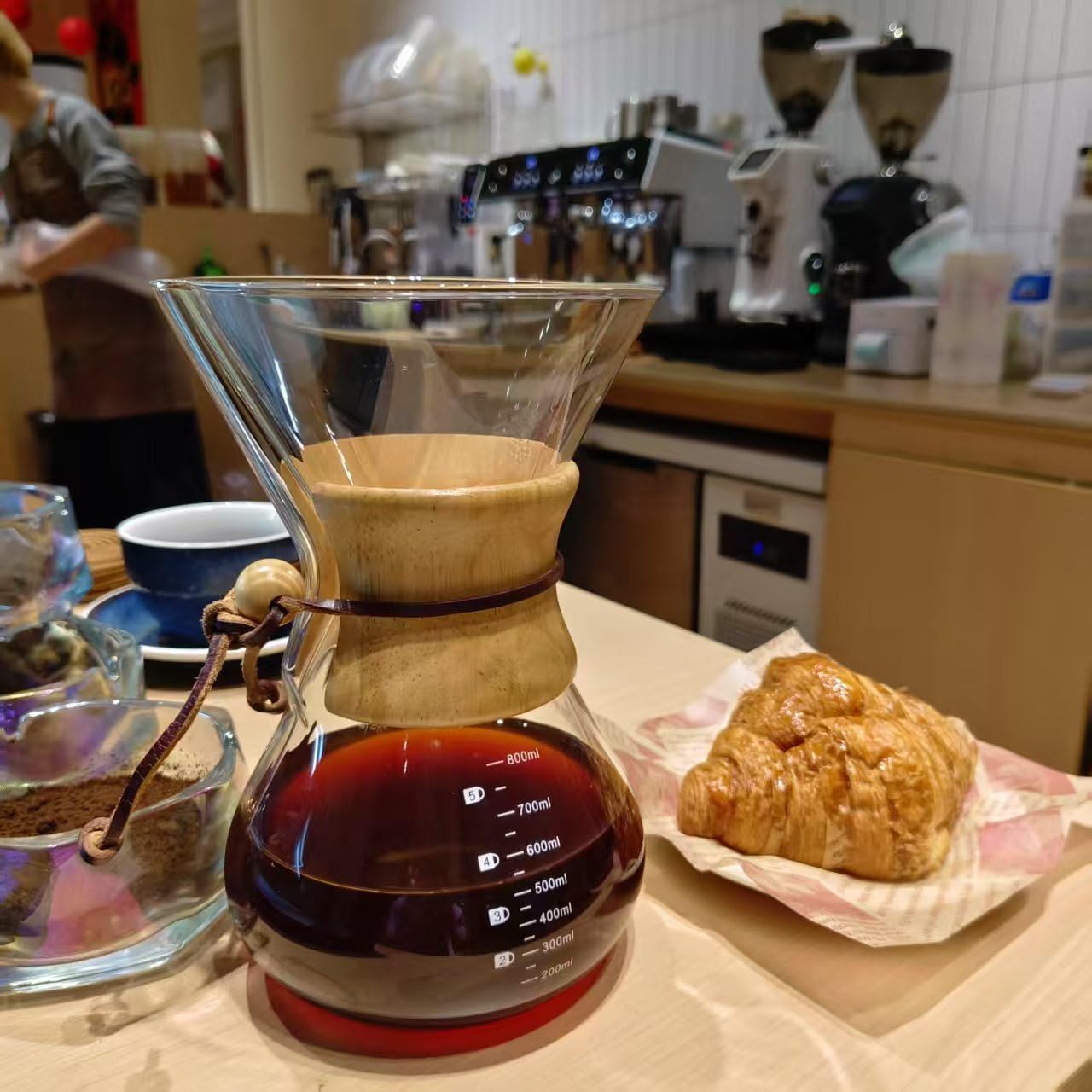 Subjectthree Coffee Pour Over 8 Cup Coffee Maker Glass Coffee Dripper Carafe Pot with Filter for Home Office Camping Easy Clean (8 Cup/28 oz)