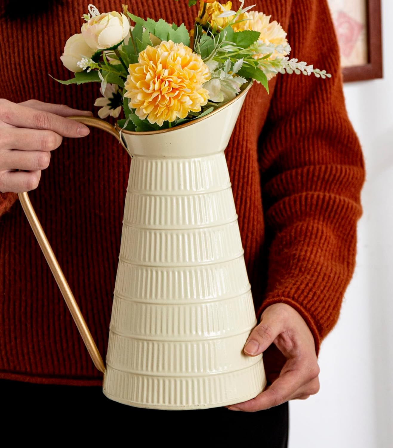 Elegant Cream/White Metal Pitcher Vase, Farmhouse Galvanized Flower Vase, Rustic Decorative Milk Jug for Home Decor, 10.8''H