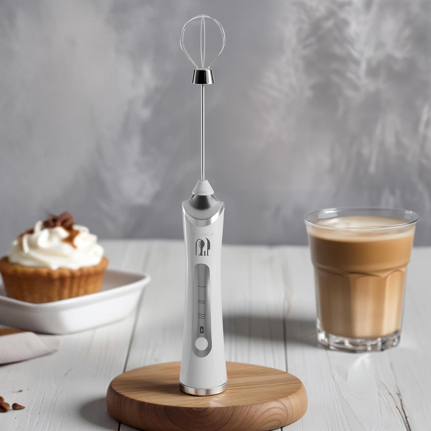 Rechargeable Handheld Milk Frother - Electric Foam Maker - Portable Coffee Frother Wand with 2 Heads - Stainless Steel Electric Whisk for Coffee, Latte, Cappuccino, Macchiato, Hot Chocolate (White)