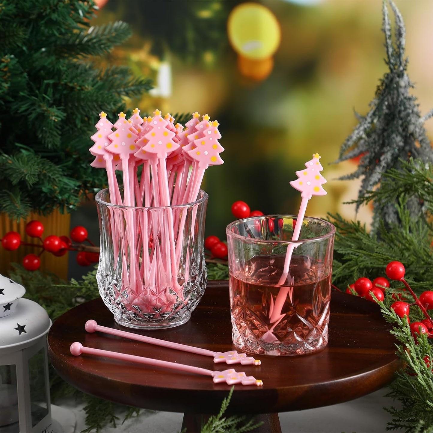 30 Pcs Christmas Drink Stirrers Xmas Stir Stick Holiday Coffee Swizzle Stick Reusable Plastic Hot Cocoa Bar Chocolate Decoration Cocktail Mixer(Christmas Tree,Pink Color)
