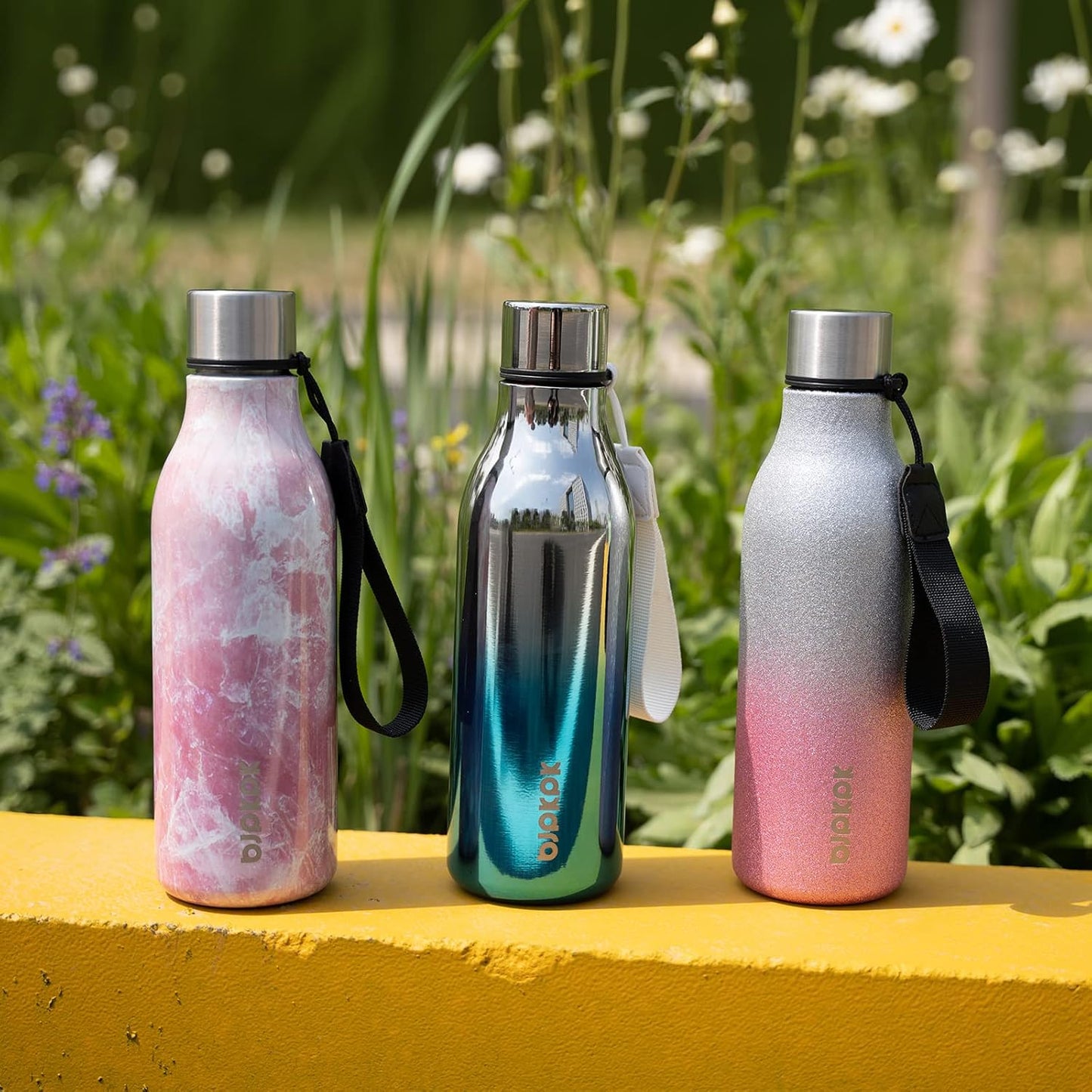 BJPKPK Insulated Water Bottles, 18 oz Stainless Steel Metal Water Bottle with Strap, BPA Free Leak Proof Thermos, Mugs, Flasks, Reusable Water Bottle for Sports & Travel, Wonderland