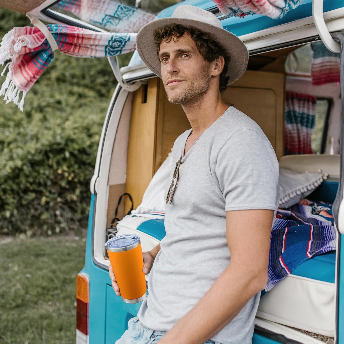 20oz Tumbler Bulk Stainless Steel Tumblers with Lid Vacuum Insulated Double Wall Travel Coffee Mug Powder Coated Tumbler Cup for Hot and Cold Drinks(Orange, 1 pack)