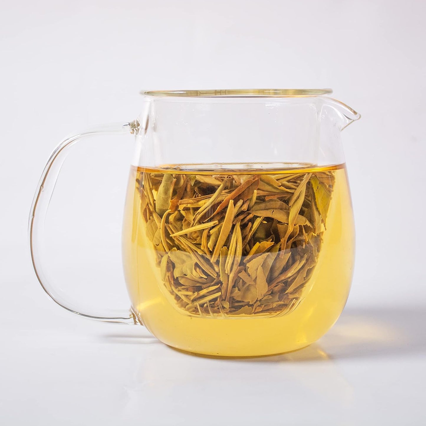 TIAN HU SHAN Premium White Tea Loose Leaf, Original Bai Mu Dan with a Light & Fresh Delicate Flavor, Low Caffeine, Hot & Cold Brew 4 Ounce (Pack of 1)