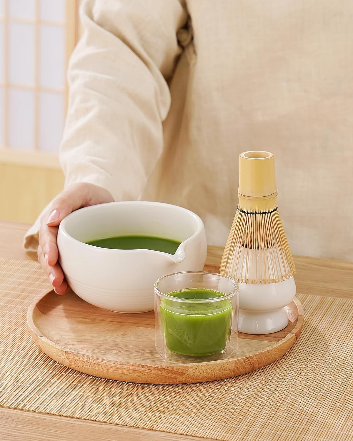 ZENS Matcha Whisk Set, 15oz Ceramic Matcha Bowl with Spout and Bamboo Whisk, Whisk Holder (Chasen), Scoop & Tea Towel, 5pcs Matcha Tea Kit Gift for Matcha Lovers, White