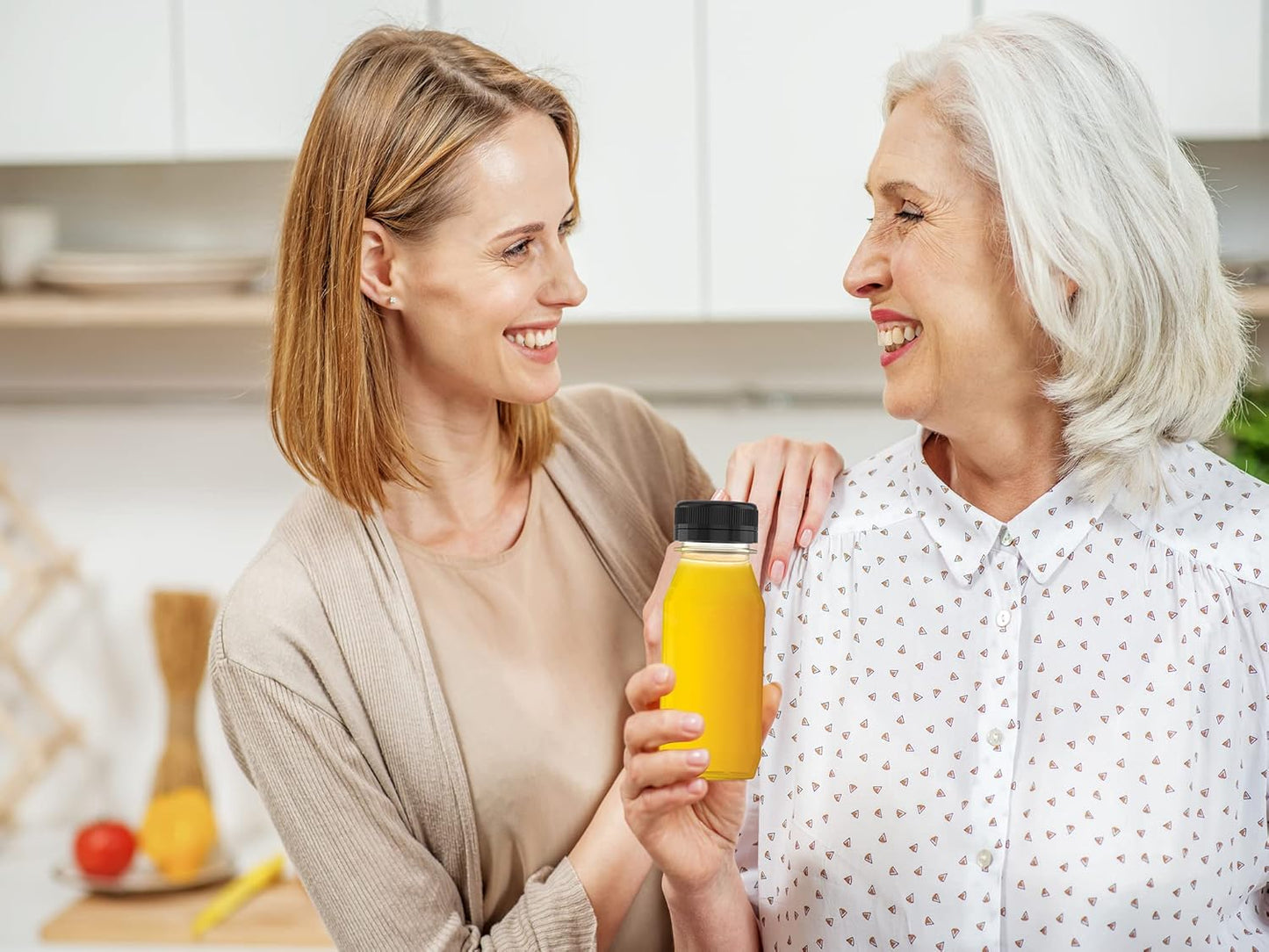 10 Pcs 8 oz Plastic Juice Bottle Reusable Transparent Bulk Beverage Containers with Black Lids for Juice, Drinking Milkshake Tea, Milk, Juicing Smoothie Water and Other Beverages, Fridge Storage