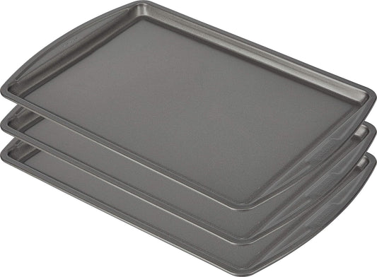 GoodCook Everyday Nonstick Carbon Steel 13” x 9” Baking Sheet Set, 3 Pack – Standard-Sized Carbon Steel Cooking Pans, Bakeware Set, Cookie Sheets for Baking, Oven Pan Set
