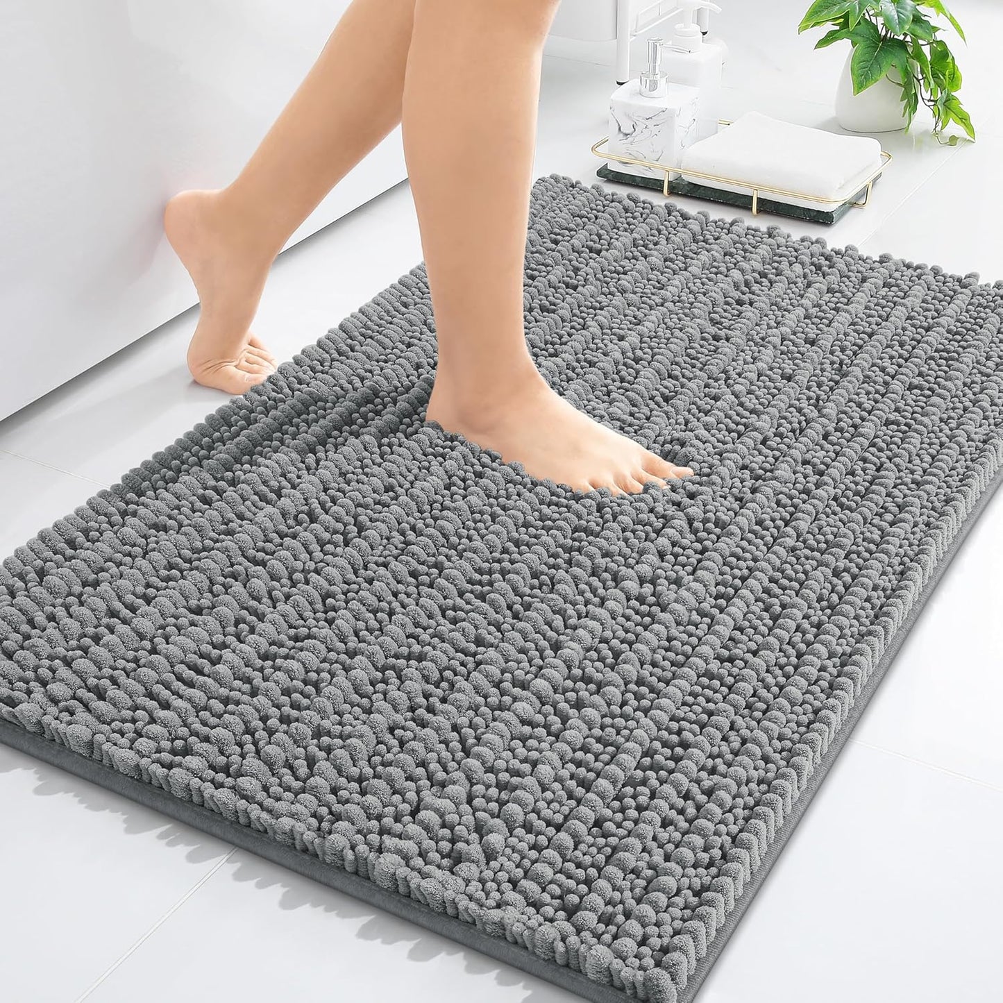 Arotive Luxury Chenille Bathroom Rug Mat, Extra Soft Thick Absorbent Shaggy Bath Rugs, Non-Slip Machine Wash Dry, Plush Bath Mats for Bathroom, Shower and Tub, 34x21, Grey