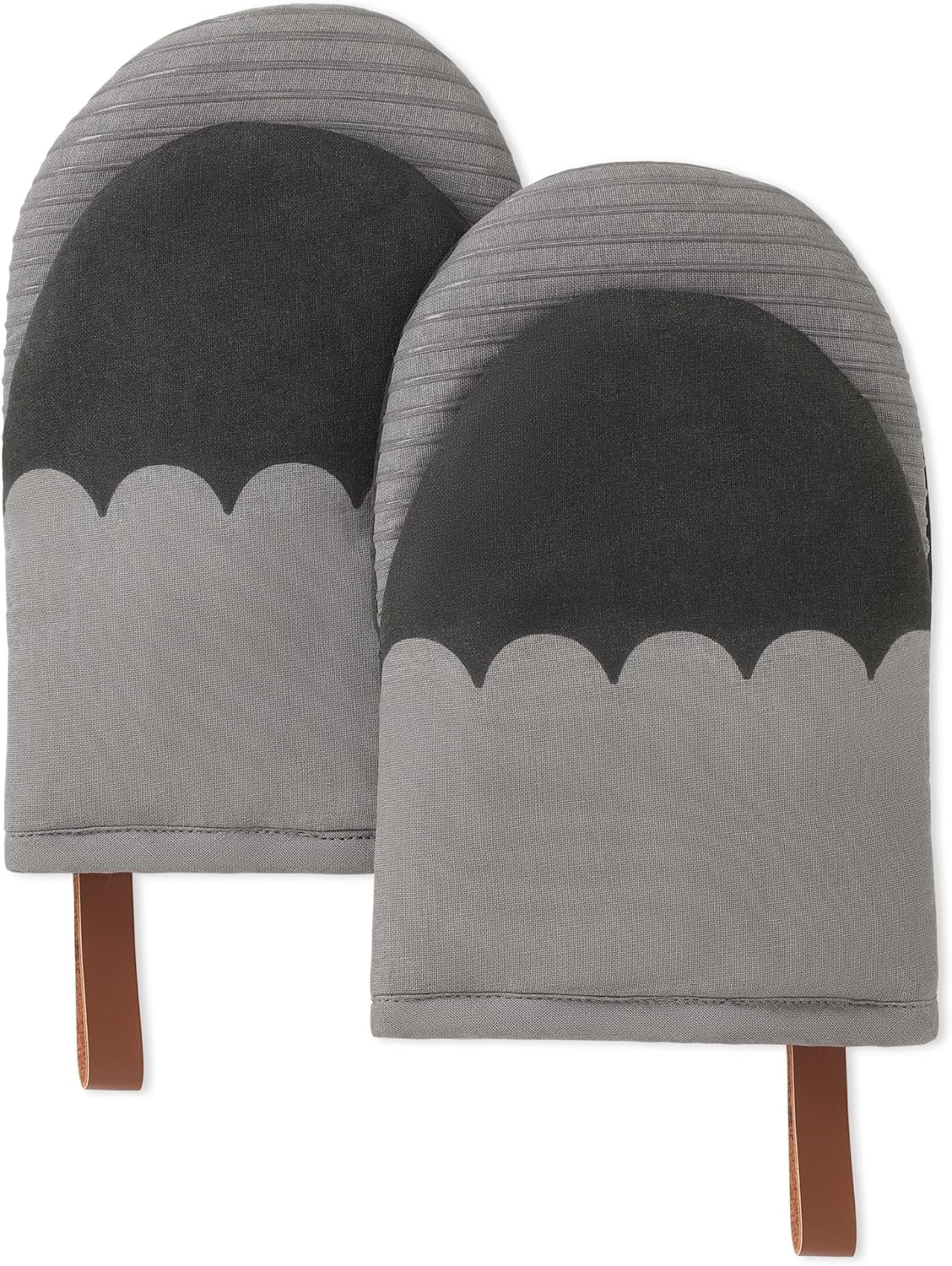 Folkulture Mini Oven Mitts Heat Resistant | (5.75x9) Set of 2 Short Grey Oven Mitts with Hanging Loop | 100% Cotton Oven Gloves or Kitchen Mittens | Small Oven Mitt Set, Grey Scallop Oven Mits