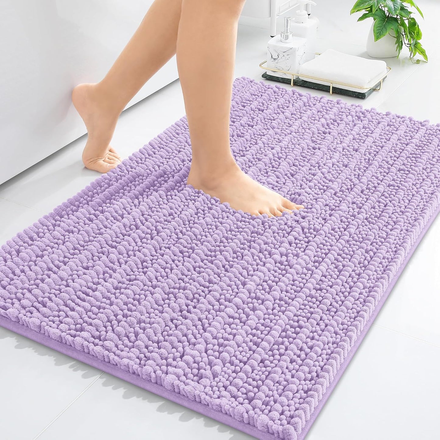 Arotive Luxury Chenille Bathroom Rug Mat, Extra Soft Thick Absorbent Shaggy Bath Rugs, Non-Slip Machine Wash Dry, Plush Bath Mats for Bathroom, Shower and Tub, 30x17, Light Purple