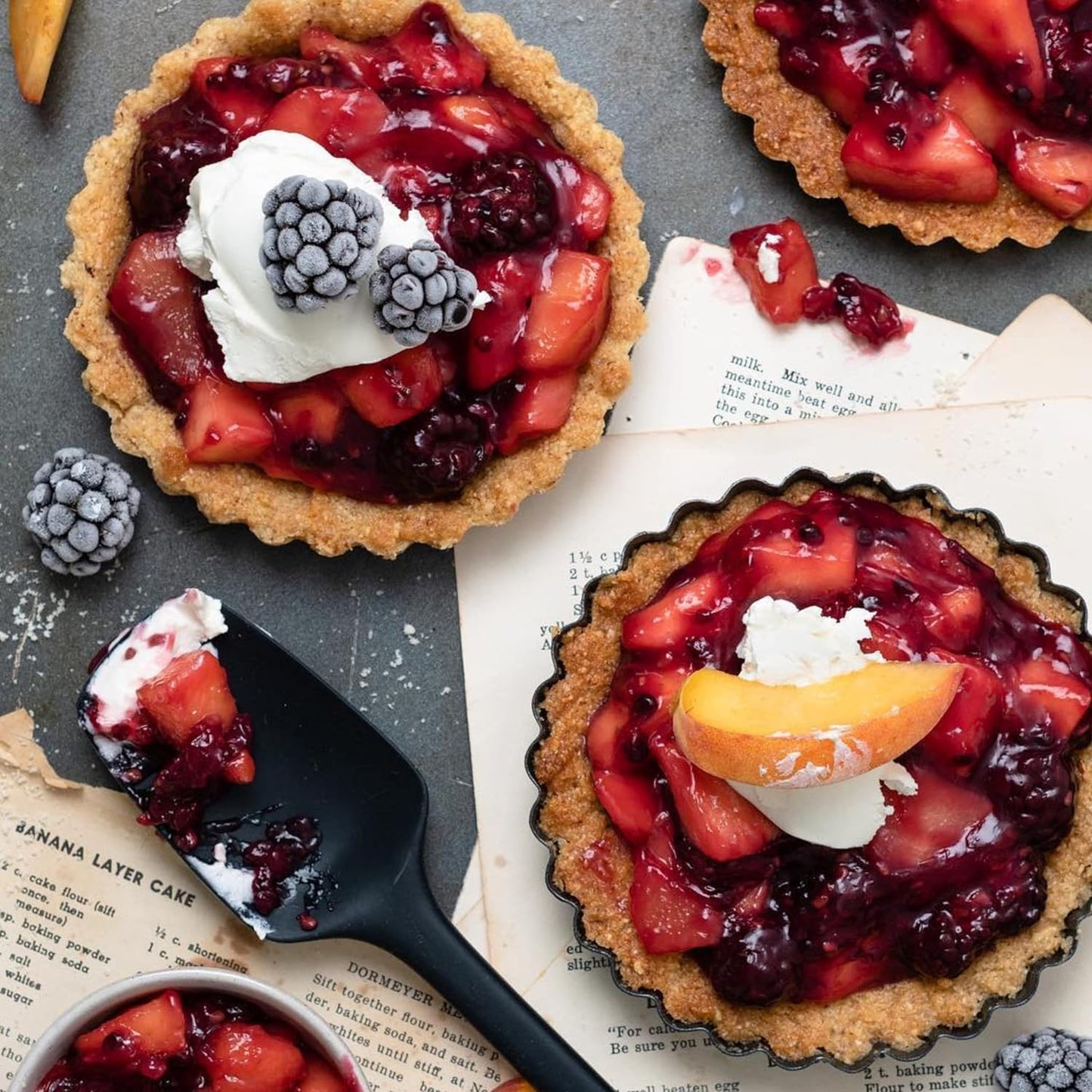 GIR: Get It Right Mini Silicone Spoonula Spatula - 8.3 In L x 1.8 In W, Black - Nonstick & Heat Resistant Kitchen Spatula - Seamless Single-Piece Design - Baking & Cooking Utensil